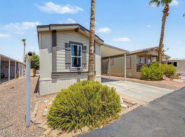 1804 W TEPEE Street, Apache Junction, AZ 85120