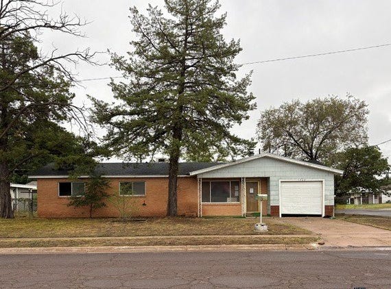 1703 E Penasco E, Hobbs, NM 88240