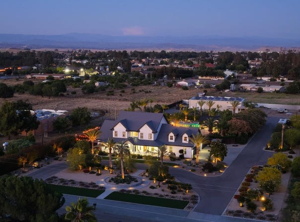 17113 Mark Road, Madera, CA 93636