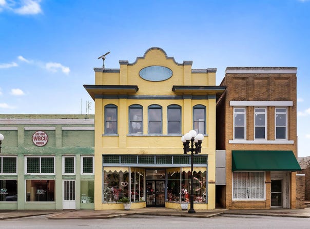 208 E Main Street, Union, SC 29379-0208