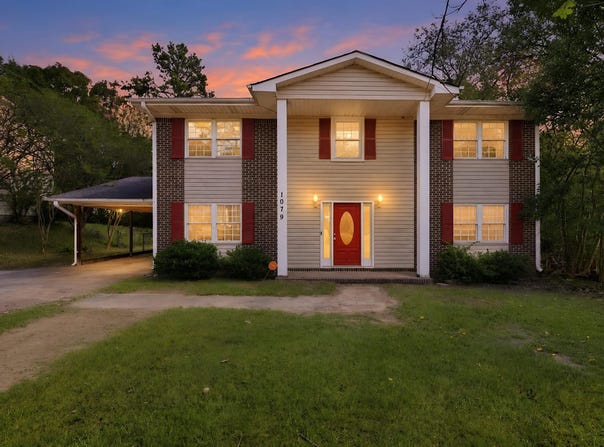 1079 SUNHILL ROAD, CENTER POINT, AL 35215