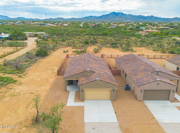 3194 E Andrada Road, Vail, AZ 85641