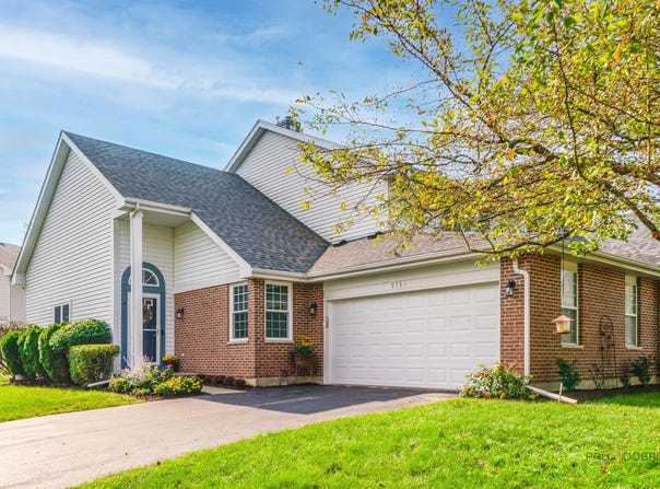 5791 Regency Court, Gurnee, IL 60031