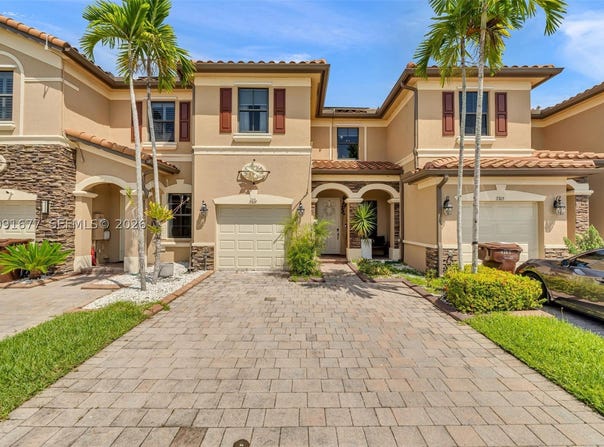 3309 W 91st Ter, Hialeah, FL 33018
