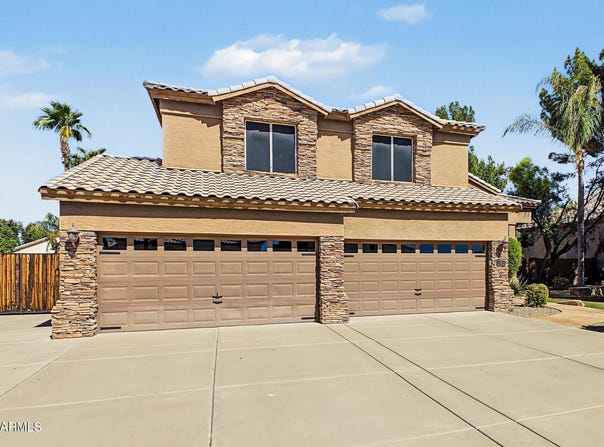 2102 E SIERRA MADRE Avenue, Gilbert, AZ 85296