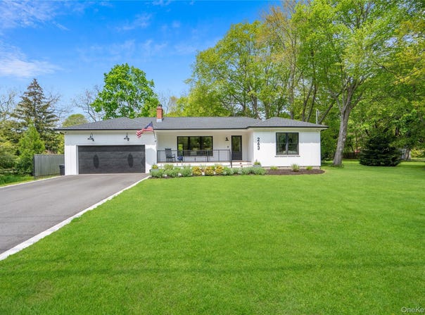 263 Beaver Dam Road, Brookhaven, NY 11719