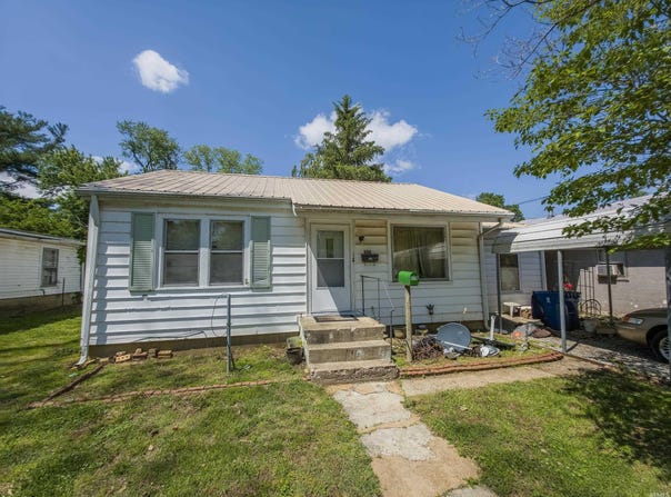426 E 7th Street, Mount Carmel, IL 62863