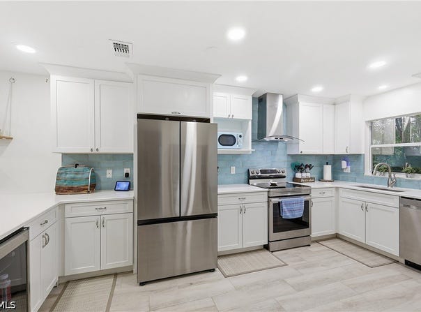 1220 SE 40th Street, Cape Coral, FL 33904