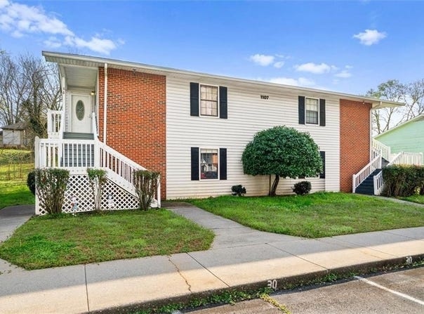 1107 Brookwood Lane, Dalton, GA 30720