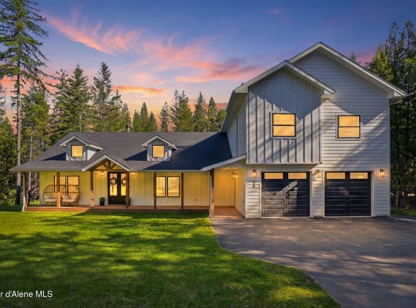95 Klickitat Rd, Cocolalla, ID 83813