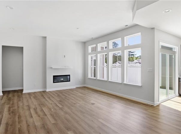 1301 Regal Road, Suffolk, VA 23434