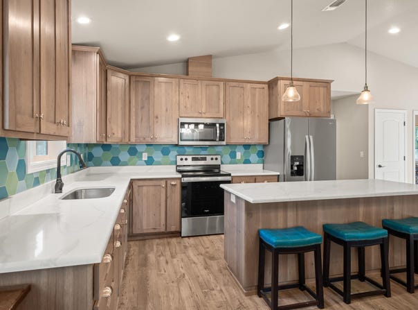 2186 Lower River Road, Grants Pass, OR 97526