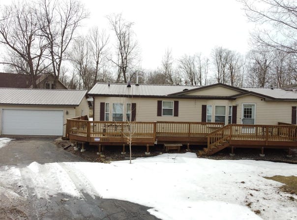 1800 White Cloud Drive E, Isle, MN 56342