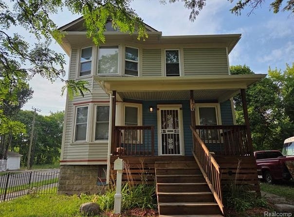170 Geneva Street, Highland Park, MI 48203