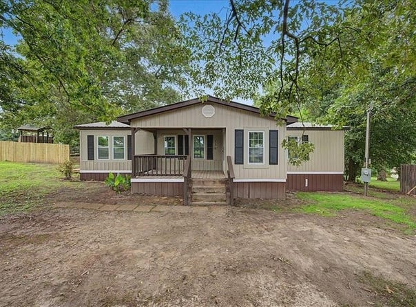 130 Rolling Acres 1st St, Calhoun, GA 30701