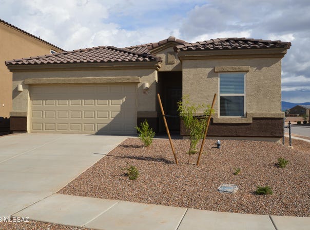 12175 E Metz Drive, Vail, AZ 85641