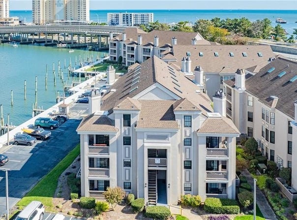 405 Harbour Point, Virginia Beach, VA 23451