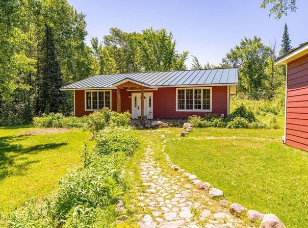 9734 Alango Rd, Angora, MN 55703