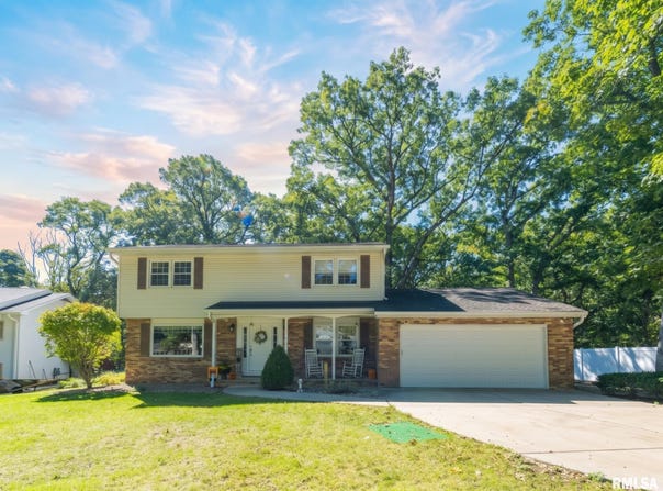 1208 W WOODSIDE Drive, Dunlap, IL 61525