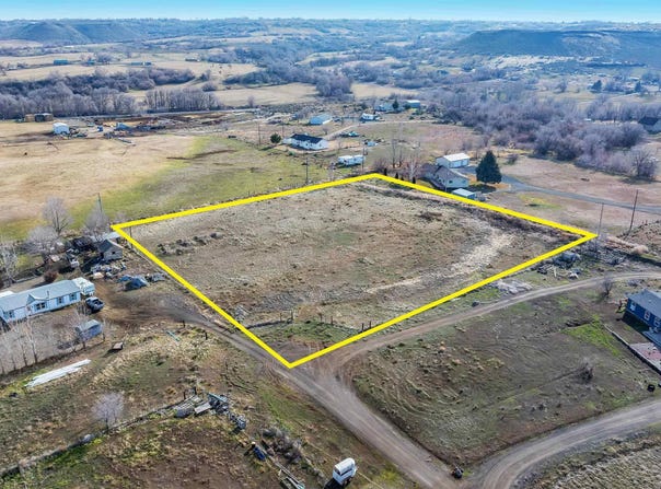 1221 E 4356 N, Buhl, ID 83316