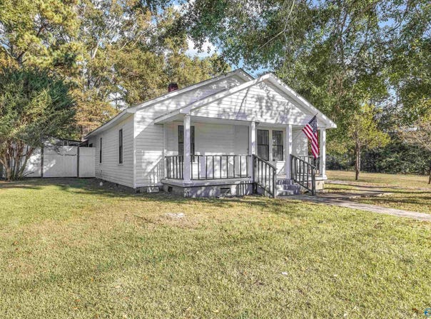 918 McDaniel Street SE, Hartselle, AL 35640