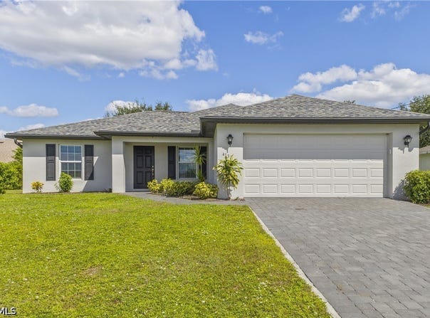 4137 NE 14th Place, Cape Coral, FL 33909
