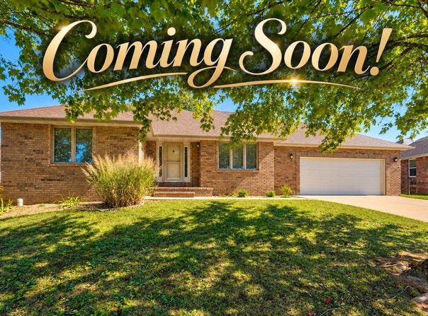 5126 S Sterling Court, Springfield, MO 65810