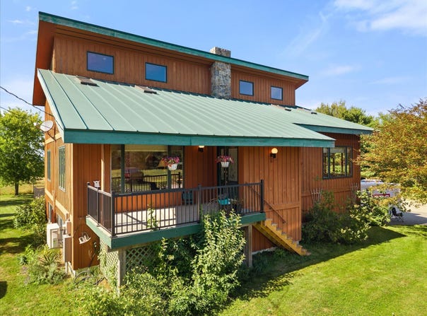 75 Arnold Lane, Palermo, ME 04354