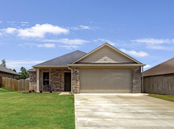 252 Oak Valley, Gilmer, TX 75645