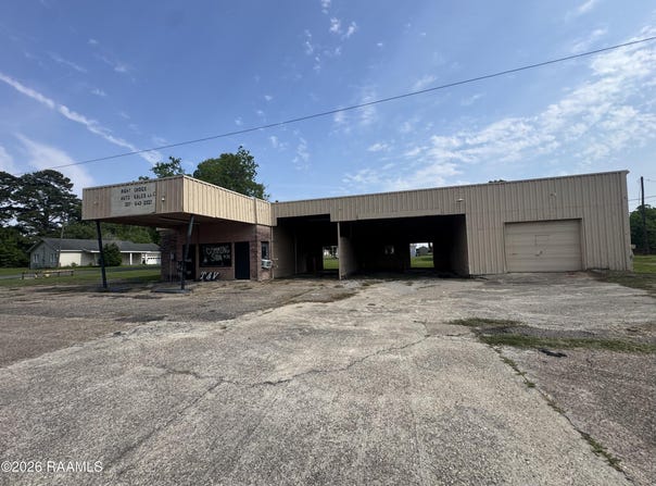 1018 W Veterans Meml Drive, Kaplan, LA 70548