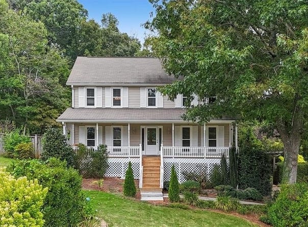720 Creek Trail NW, Kennesaw, GA 30144