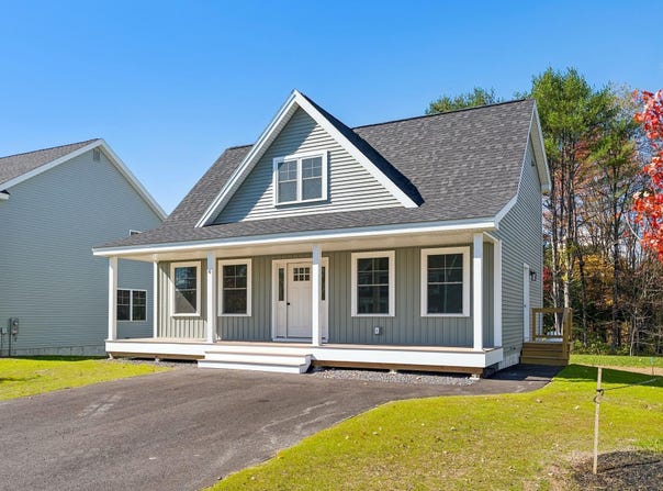 6 Shepherd Lane, Windham, ME 04103