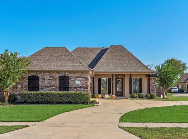200 Roanoke Circle, Benton, LA 71006