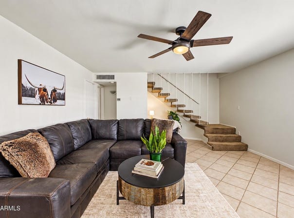 1320 E BETHANY HOME Road, Phoenix, AZ 85014