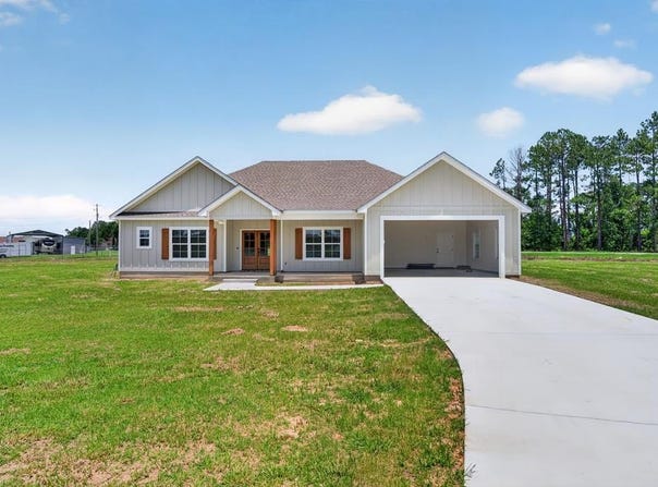 77 RAYMOND DRIVE, Broxton, GA 31650