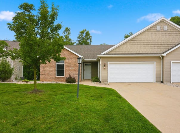 517 Williamson Circle, Angola, IN 46703-7093