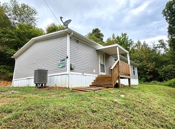 15825 Oliver Road, Leopold, IN 47551