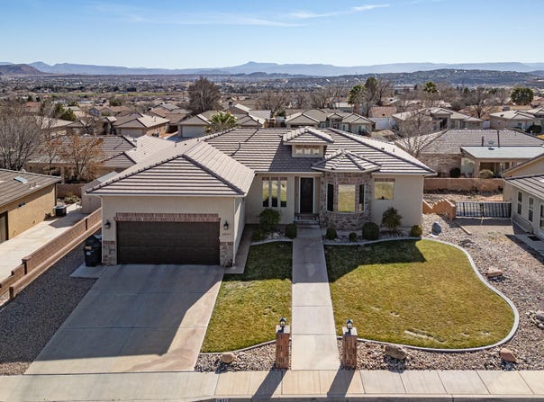 2832 E 410 St N, St George, UT 84790