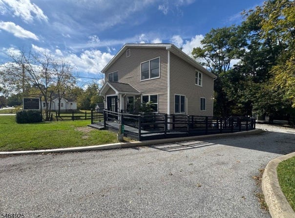 601 State Rt 23, Franklin Boro, NJ 07416-2206
