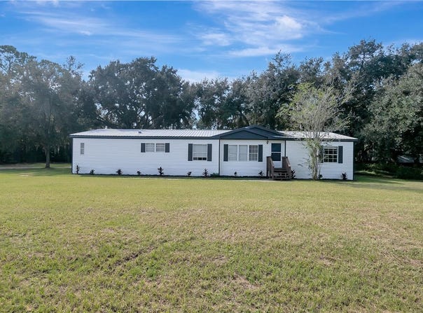 30148 CLEARVIEW Drive, WESLEY CHAPEL, FL 33545