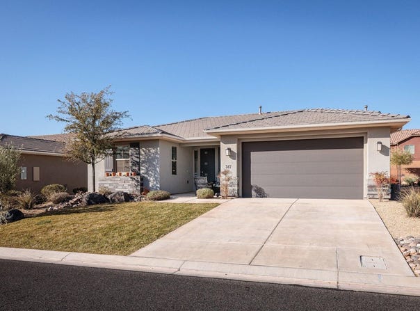 347 N Puerta Dr, Washington, UT 84780
