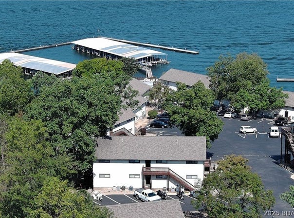 6620 Weston Point Drive, Osage Beach, MO 65065