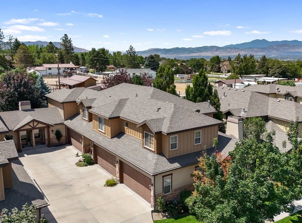 1454 E TUSCAN OAK Way, Sandy, UT 84092