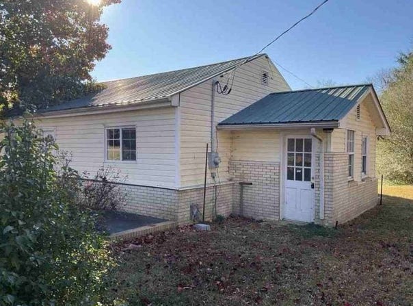 165 Brown Rd, Denton, NC 27239