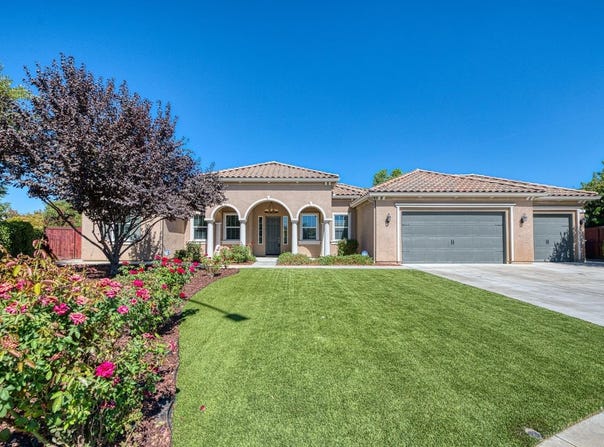 89 Polson Avenue, Clovis, CA 93612
