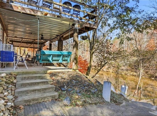 960 Riverview Road, Spencer, VA 24165