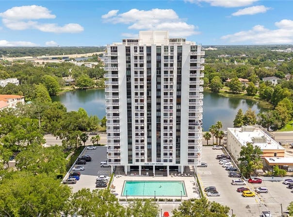 400 E COLONIAL Drive, ORLANDO, FL 32803