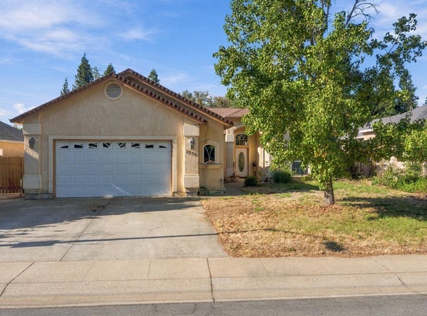 1278 Bonhurst Drive, Redding, CA 96003