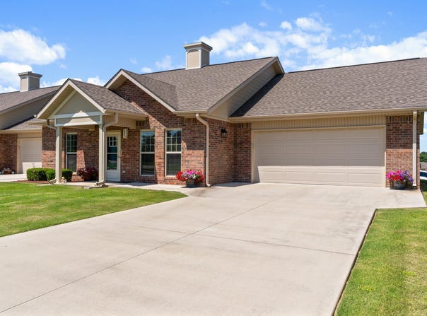 1908 MAUMEE COURT, Mountain Home, AR 72653