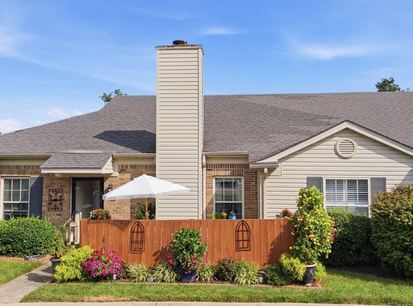 577 Goldon Trophy Trail, Lexington, KY 40514
